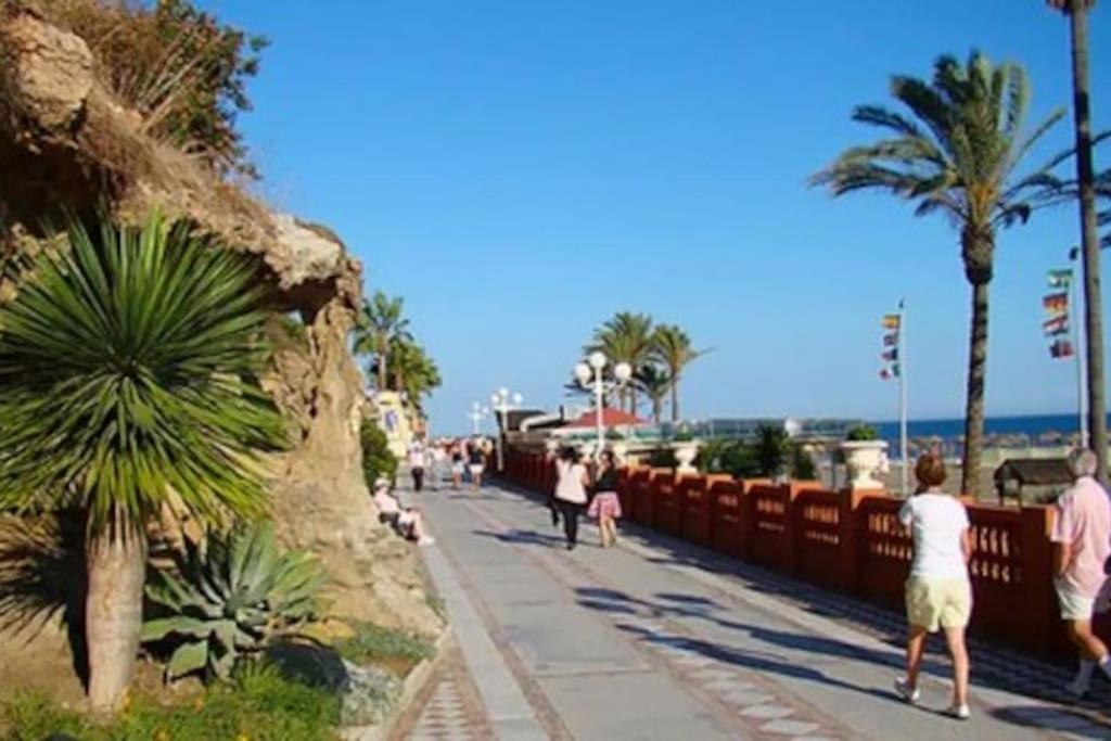 Acogedor Estudio, Piscina Y Vista Mar, * Benalmádena