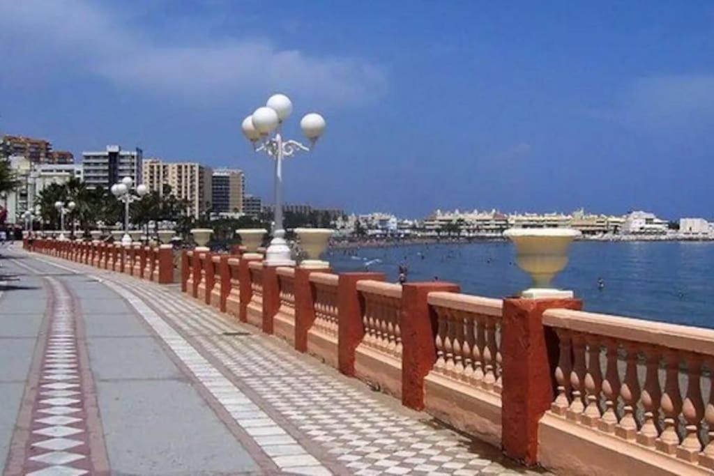 Acogedor Estudio, Piscina Y Vista Mar, Apartamento Benalmádena