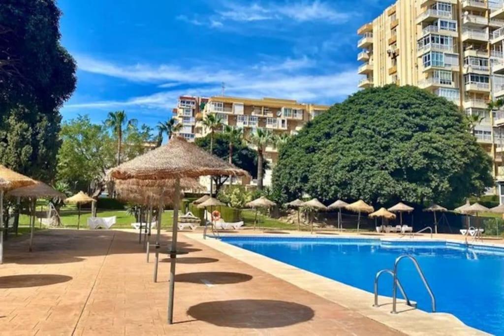 Acogedor Estudio, Piscina Y Vista Mar, Benalmádena